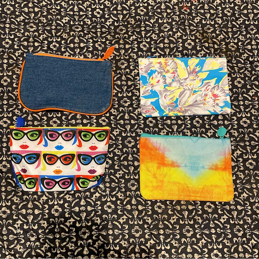 LOT OF 4️⃣ IPSY Glam Makeup Bags